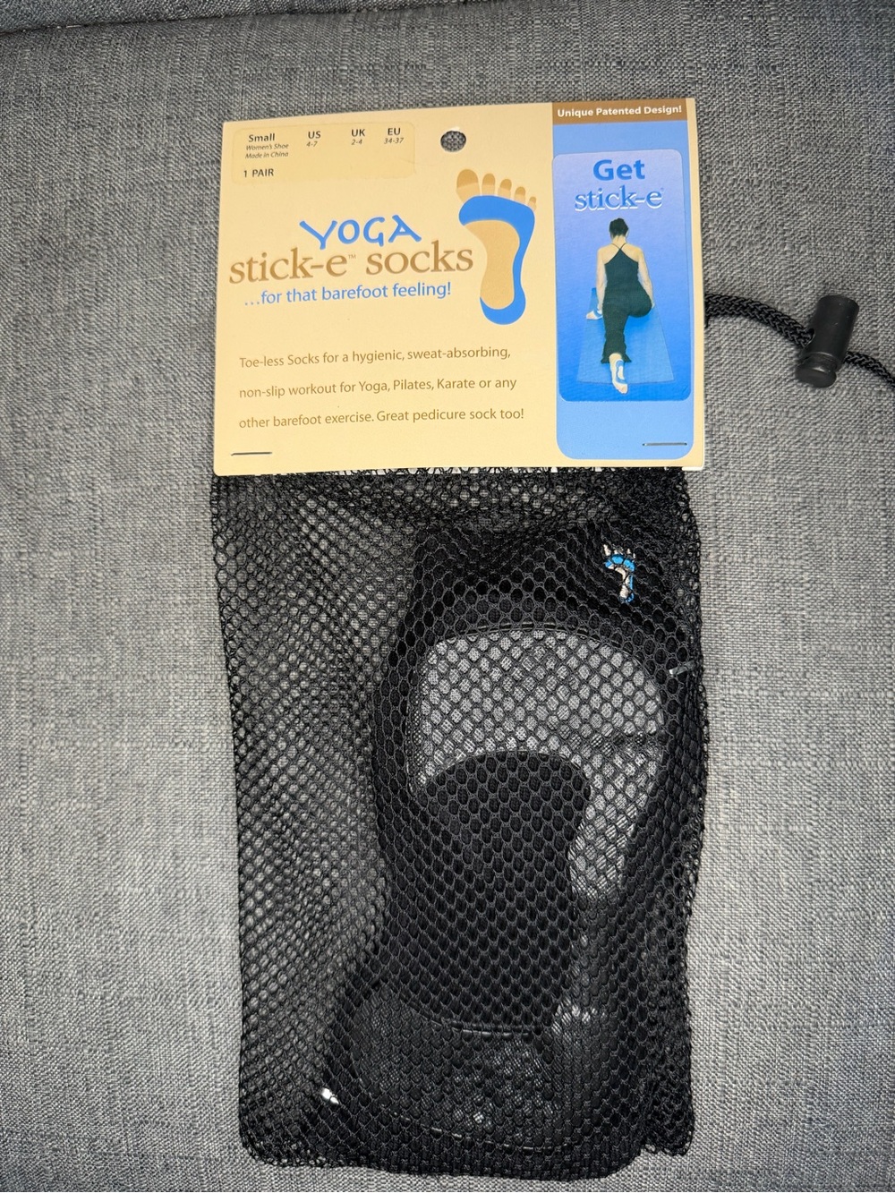 NWT Yoga Sick E Socks size small fits shoe sizes 4-7 women black